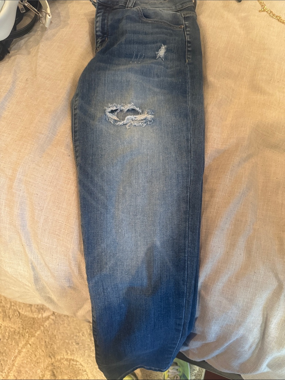 Judy Blue Mid Wash Skinny Jeans with Knee Distressing